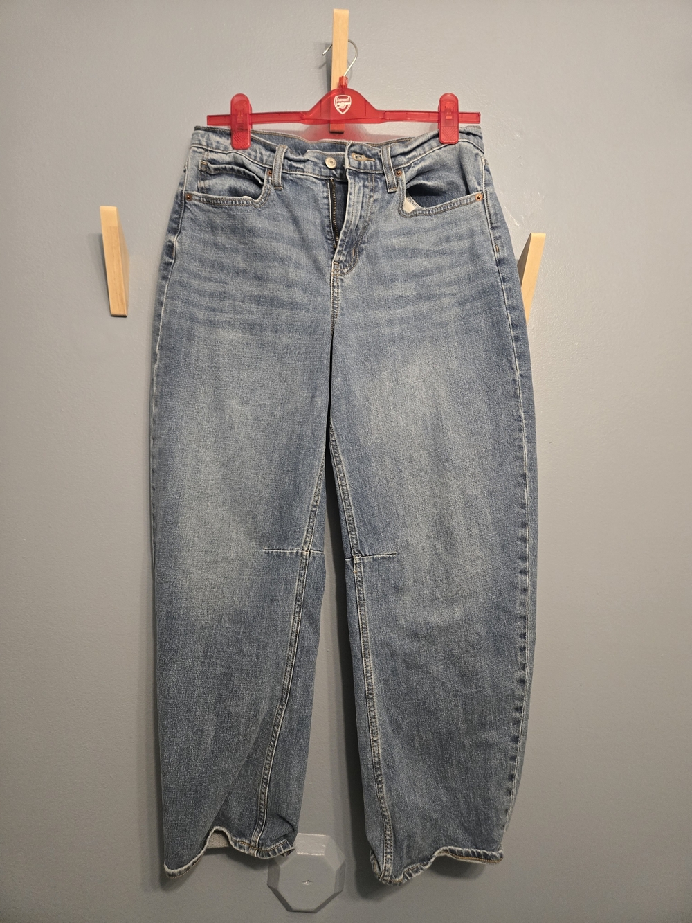 Old Navy Classic Blue Barrell Jeans